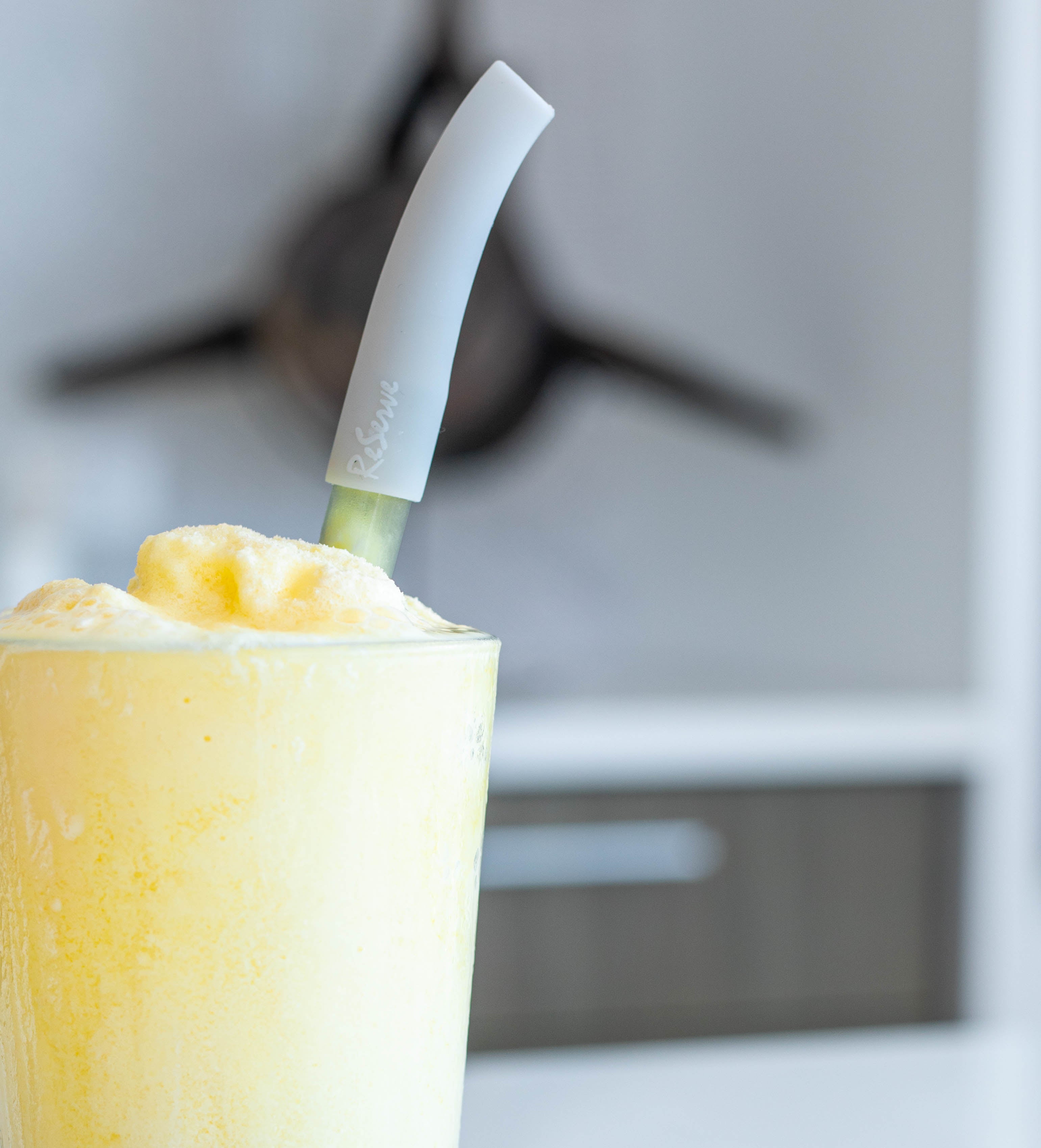 Silver Bubble Tea Straw in the glass of pineapple smoothie